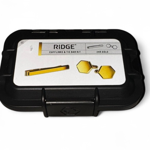 Ridge 24K Gold - Cufflinks & Tie Bar Set was told that set has 1/8th ounce gold - Picture 10 of 12